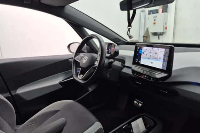 Volkswagen ID.3 (2020) thumbnail 3