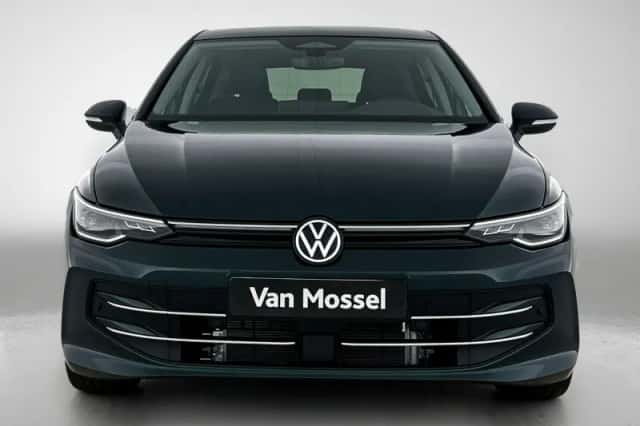 Volkswagen Golf (2026) thumbnail 5