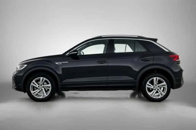 Volkswagen T-Roc (2023) thumbnail 2