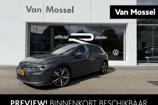 Volkswagen Golf (2021) thumbnail 1