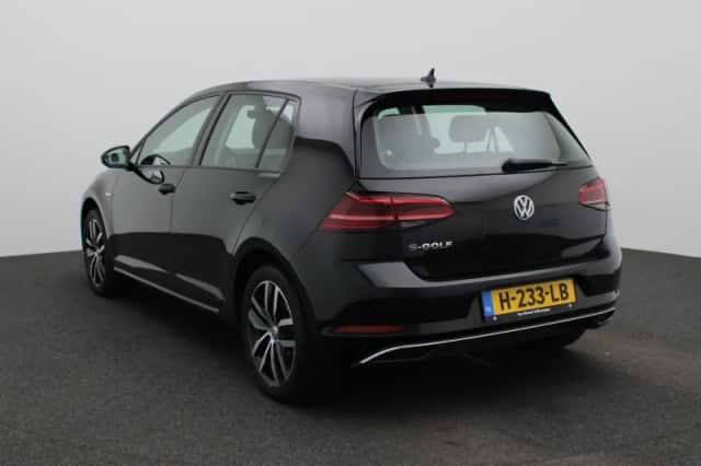 Volkswagen E-Golf (2020) thumbnail 2