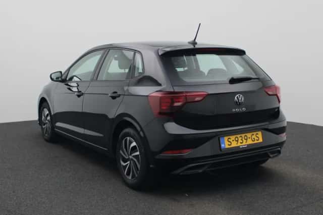 Volkswagen Polo (2023) thumbnail 2
