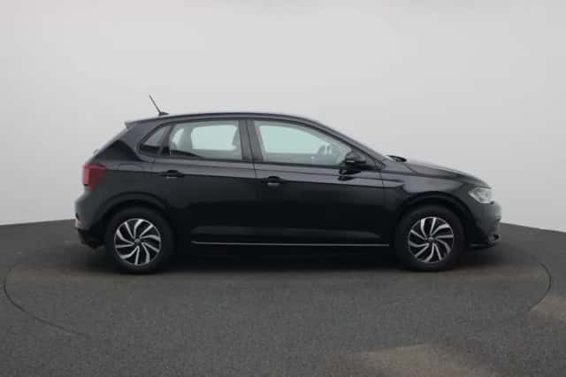 Volkswagen Polo (2023) thumbnail 6