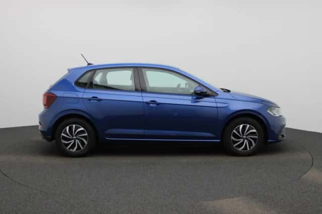 Volkswagen Polo (2023) thumbnail 6