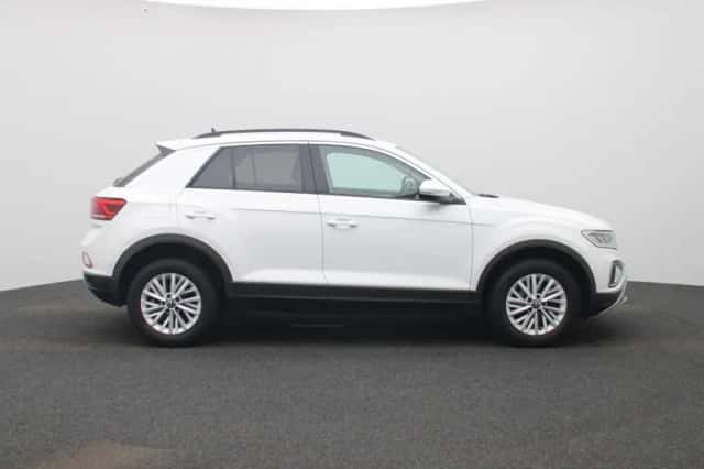 Volkswagen T-Roc (2022) thumbnail 6