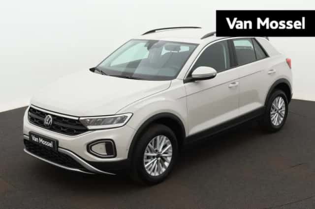 Volkswagen T-Roc (2023) thumbnail 1