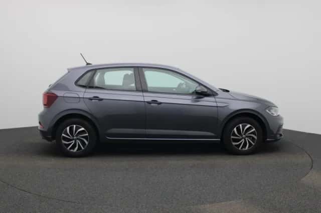 Volkswagen Polo (2022) thumbnail 6