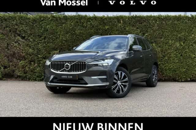 Volvo XC60 (2022) thumbnail 1
