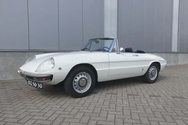 Alfa Romeo Spider (1969) thumbnail 1