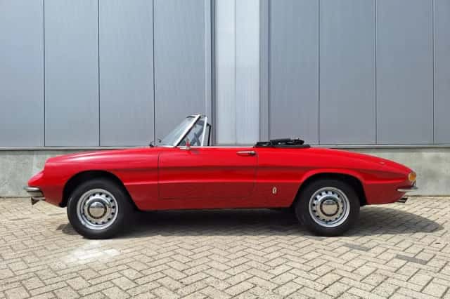 Alfa Romeo 1300 (1969) thumbnail 2