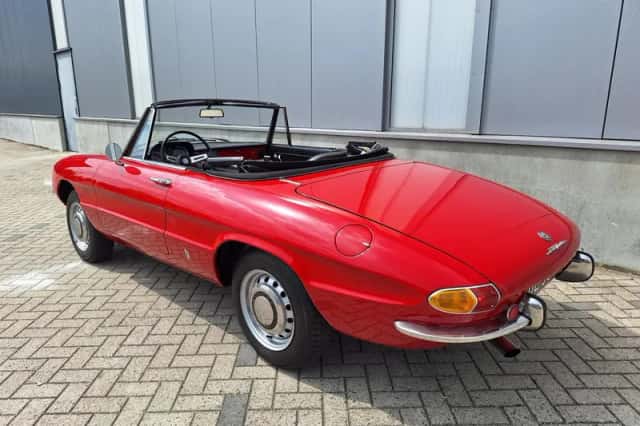 Alfa Romeo 1300 (1969) thumbnail 3