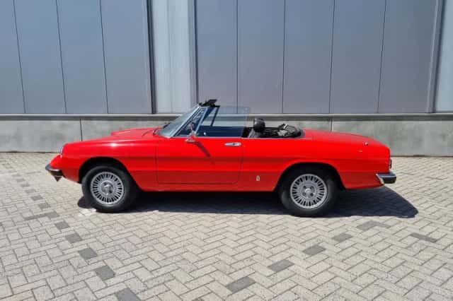 Alfa Romeo Spider (1978) thumbnail 3