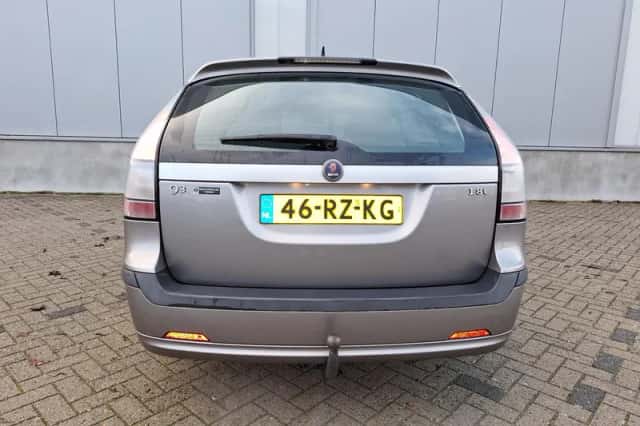 Saab 9-3 (2005) thumbnail 4