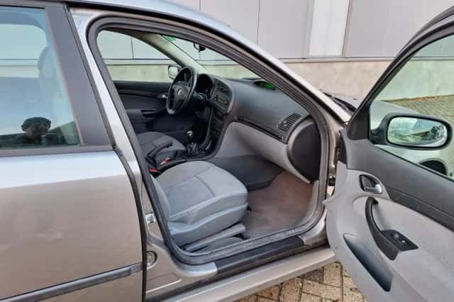 Saab 9-3 (2005) thumbnail 6