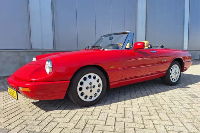 Alfa Romeo Spider (1991) thumbnail 1