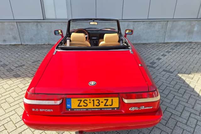 Alfa Romeo Spider (1991) thumbnail 4