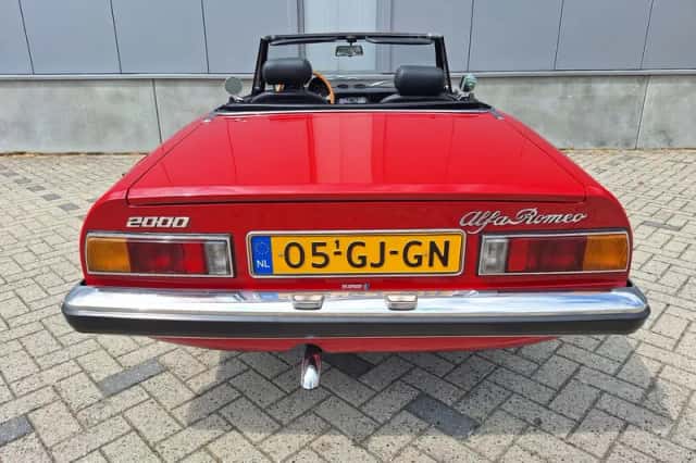 Alfa Romeo Spider (1979) thumbnail 4