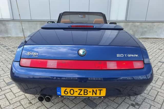 Alfa Romeo Spider (2001) thumbnail 4