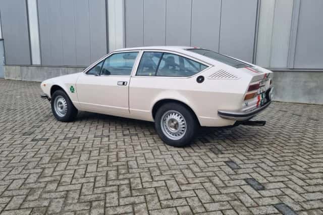 Alfa Romeo Alfetta (1980) thumbnail 3