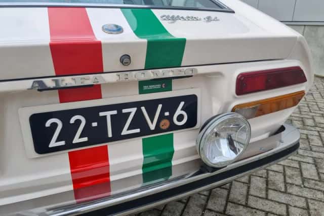Alfa Romeo Alfetta (1980) thumbnail 5