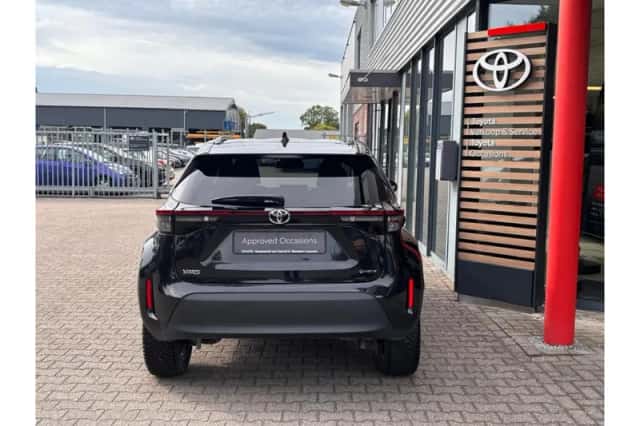 Toyota Yaris Cross (2025) thumbnail 5