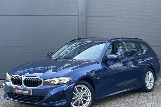 BMW 3-Serie (2023) thumbnail 1