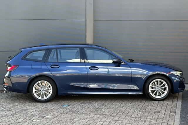 BMW 3-Serie (2023) thumbnail 6