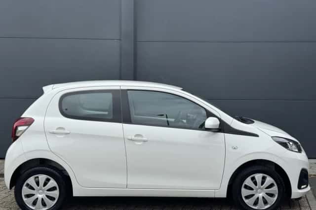Peugeot 108 (2021) thumbnail 5