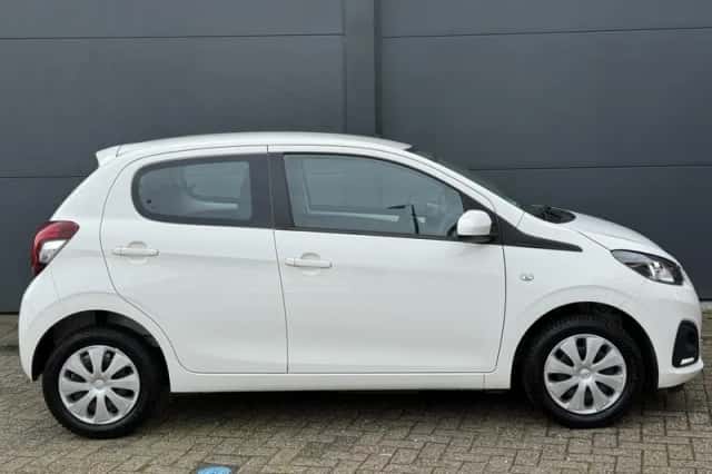 Peugeot 108 (2021) thumbnail 5