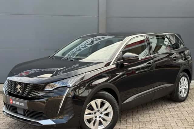 Peugeot 5008 (2021) thumbnail 1