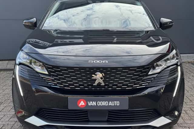 Peugeot 5008 (2021) thumbnail 6