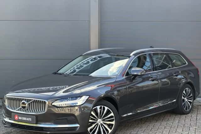 Volvo V90 (2023) thumbnail 1
