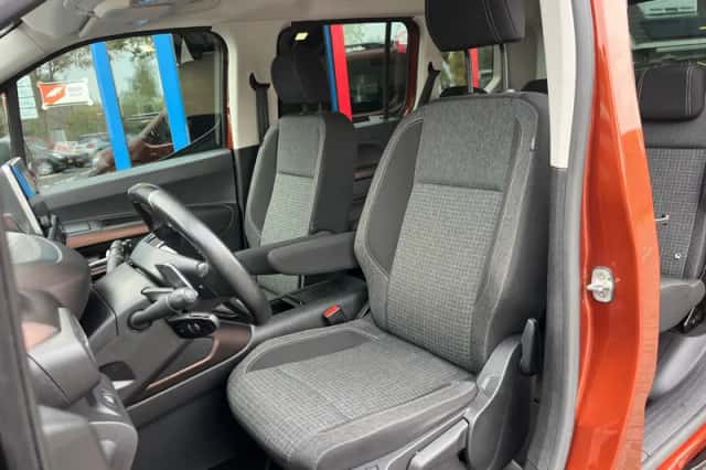Peugeot Rifter (2021) thumbnail 6