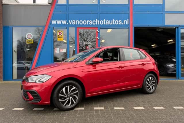 Volkswagen Polo (2022) thumbnail 3