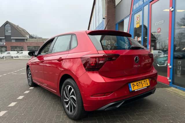Volkswagen Polo (2022) thumbnail 4