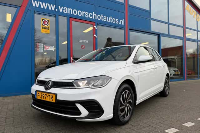 Volkswagen Polo (2022) thumbnail 1