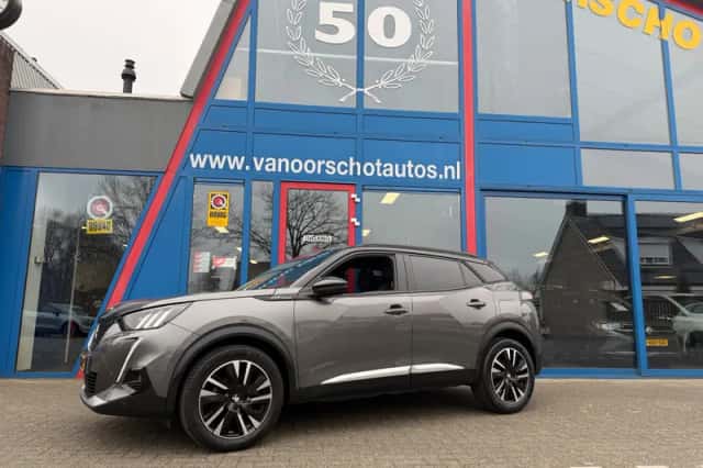 Peugeot 2008 (2020) thumbnail 2