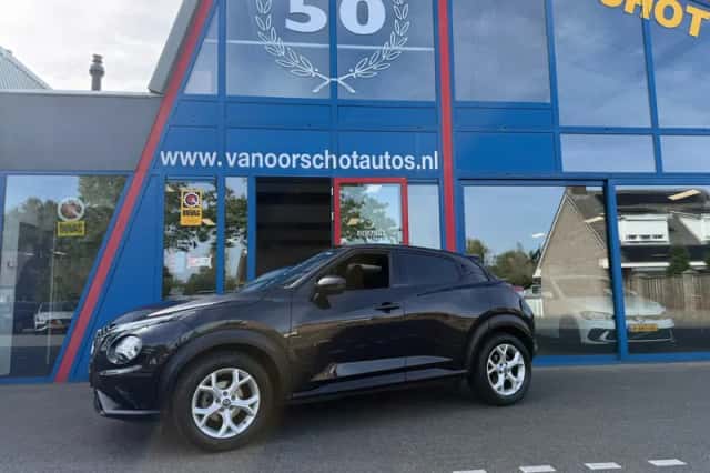Nissan Juke (2021) thumbnail 2
