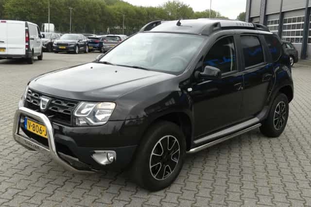 Dacia Duster (2017) thumbnail 2