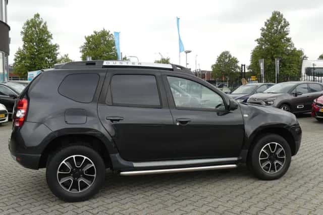Dacia Duster (2017) thumbnail 6