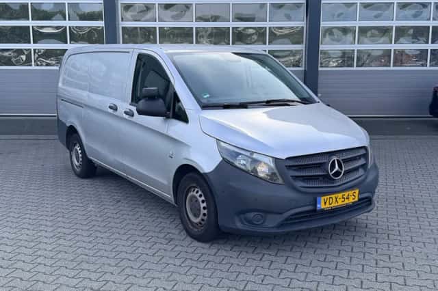 Mercedes-Benz Vito (2020) thumbnail 1