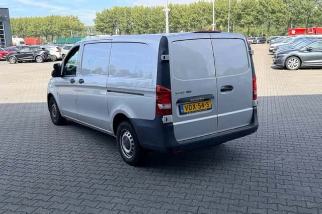 Mercedes-Benz Vito (2020) thumbnail 4
