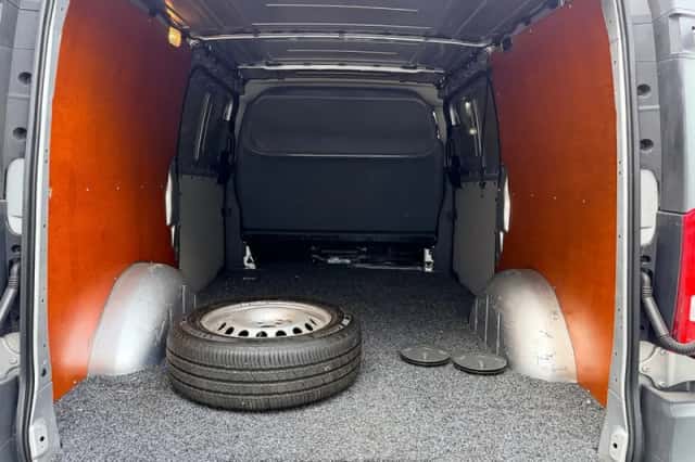 Mercedes-Benz Vito (2020) thumbnail 6