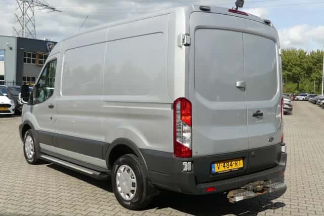 Ford Transit (2018) thumbnail 3