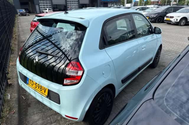 Renault Twingo (2014) thumbnail 2