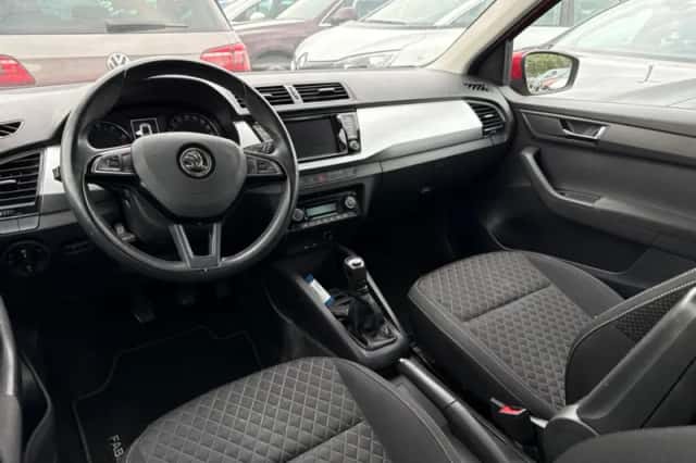 Škoda Fabia (2017) thumbnail 3