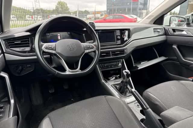 Volkswagen Polo (2023) thumbnail 3
