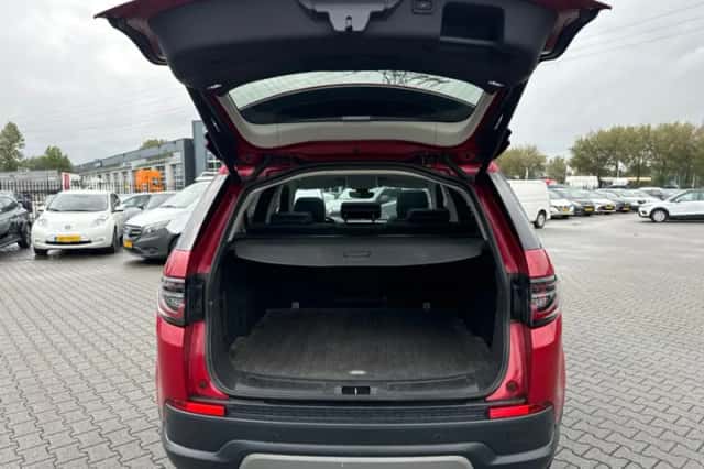 Land Rover Discovery Sport (2020) thumbnail 5