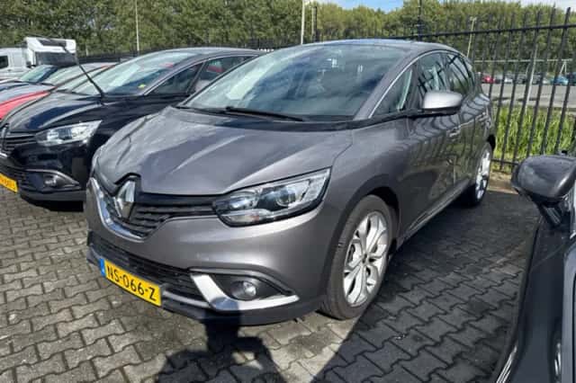 Renault Scénic (2017) thumbnail 1