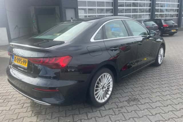 Audi A3 (2021) thumbnail 3